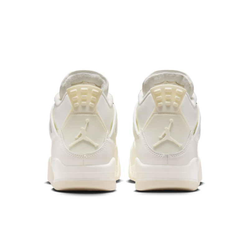 Air Jordan 4 Retro "Metallic Gold"