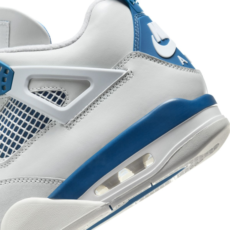 Air Jordan 4 Retro "Military Blue"