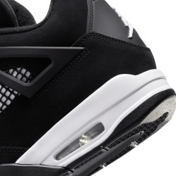 Air Jordan 4 Retro "White Thunder"