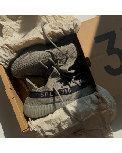 Yeezy Boost 350 V2 "Granite" HQ2059