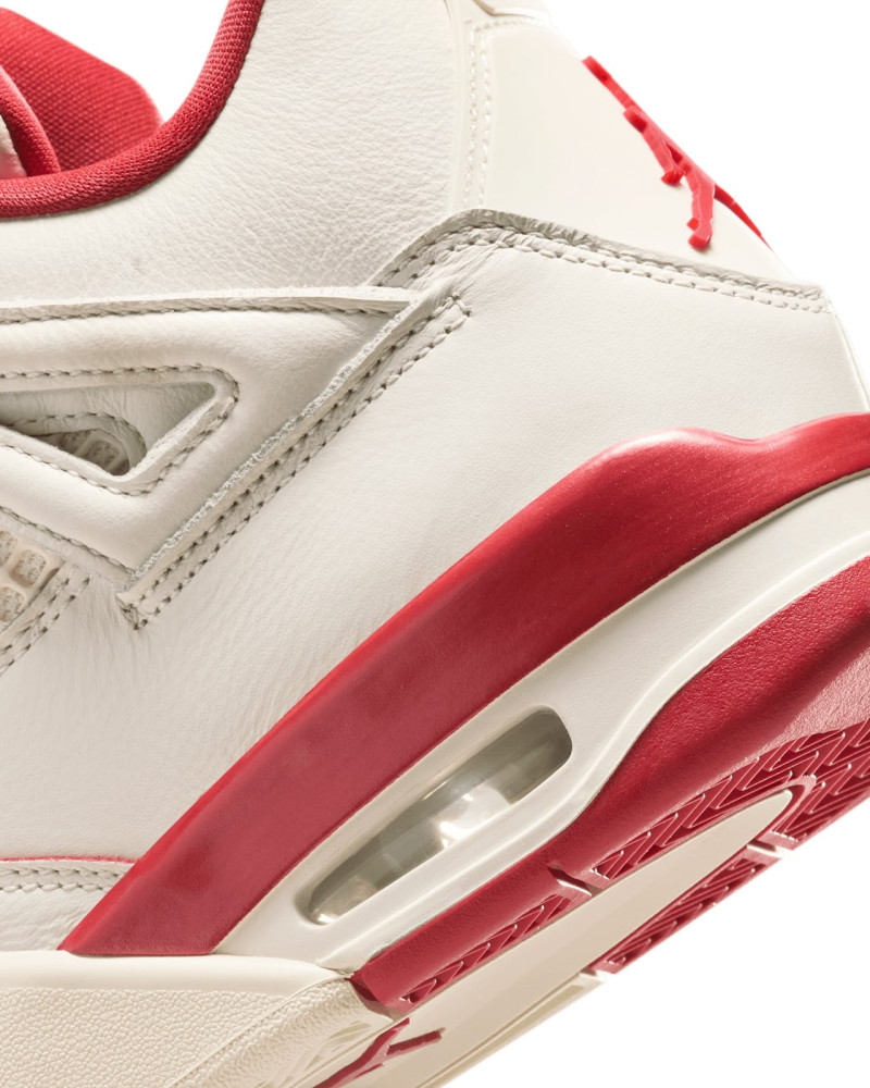 Jordan 4 Retro "Valentine's Day Sierra Red"