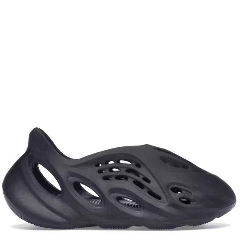 Yeezy Foam RNR "Onyx"