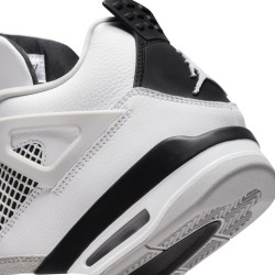 Air Jordan 4 Retro "Military Black"