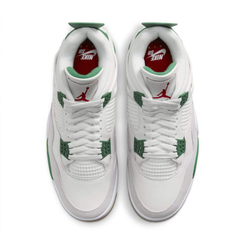 Air Jordan 4 Retro SB "Pine Green"